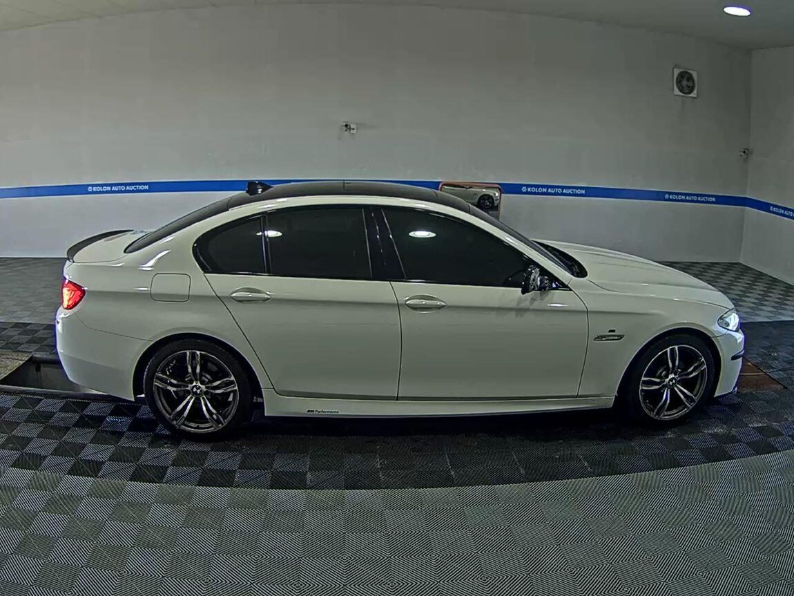 BMW 5 SERIES (6TH GEN) 520d M SPORT 2013 - zdjęcie 4