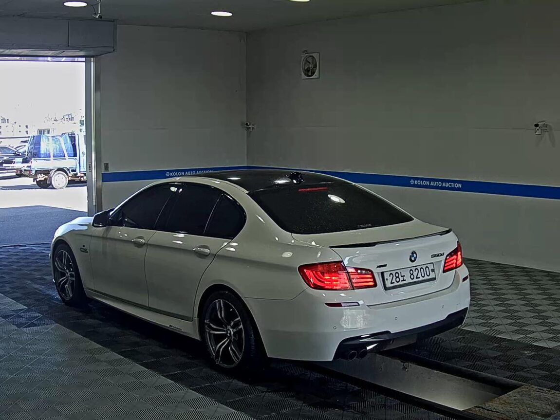 BMW 5 SERIES (6TH GEN) 520d M SPORT 2013 - zdjęcie 6