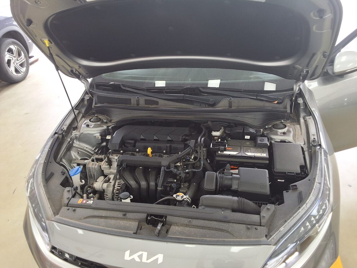 KIA THE NEW K3 1.6 GASOLINE TRENDY 2023 - zdjęcie 20