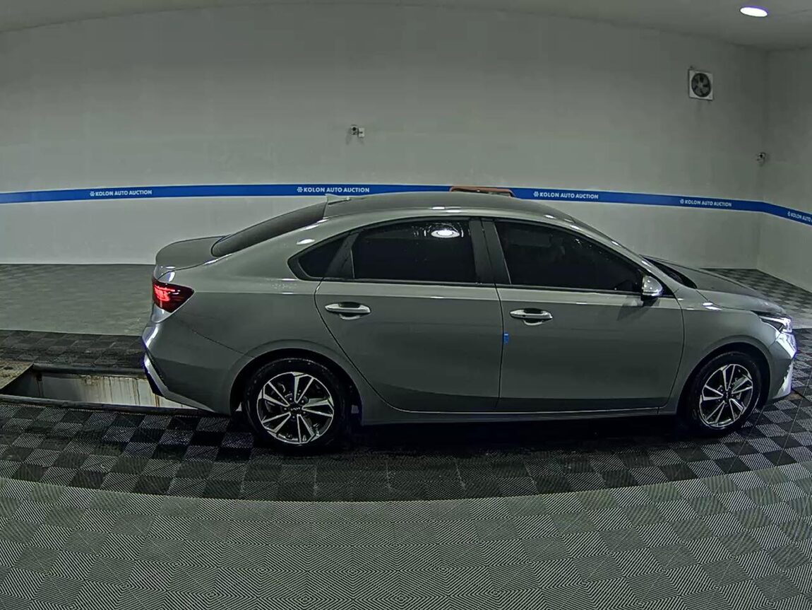 KIA THE NEW K3 1.6 GASOLINE TRENDY 2023 - zdjęcie 4