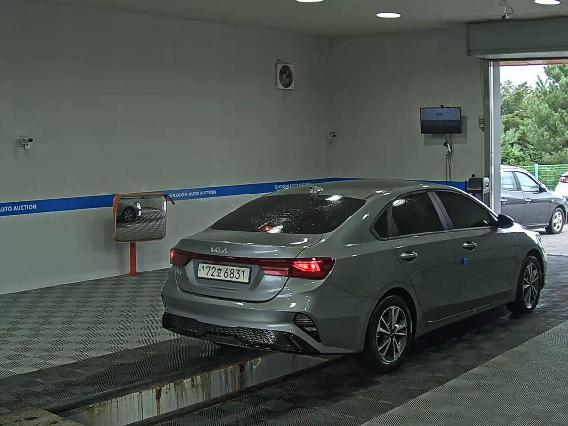KIA THE NEW K3 1.6 GASOLINE TRENDY 2023 - zdjęcie 5
