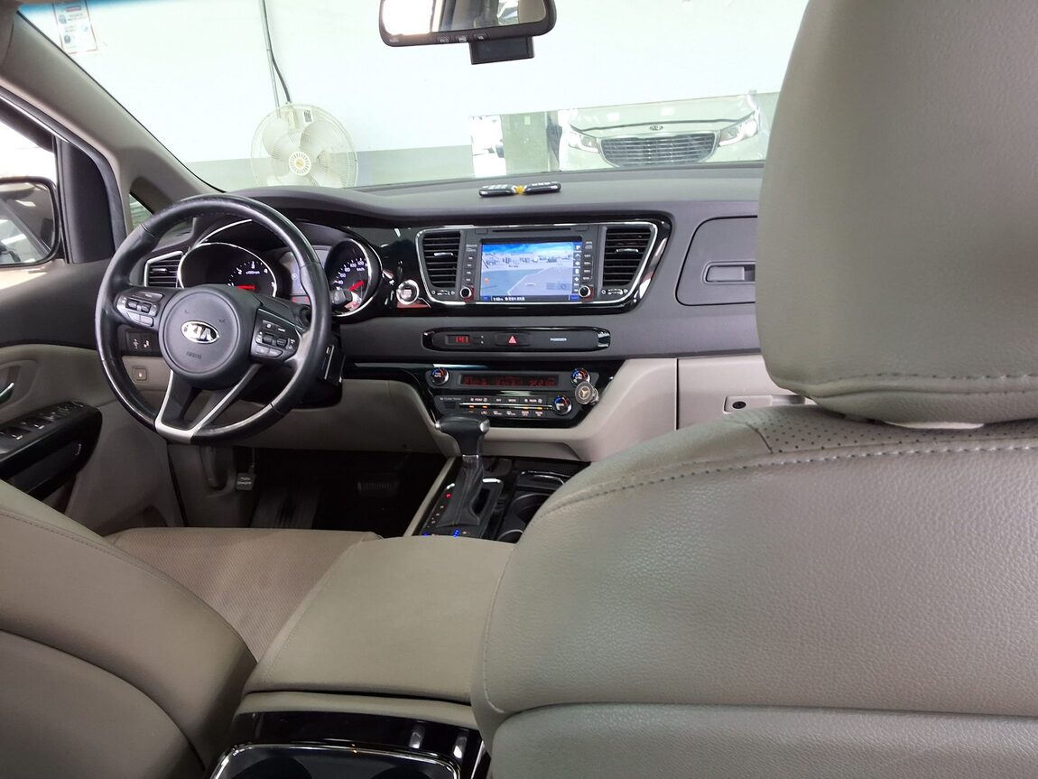KIA ALL NEW CARNIVAL 9-SEATER DIESEL PRESTIGE 2018 - zdjęcie 11