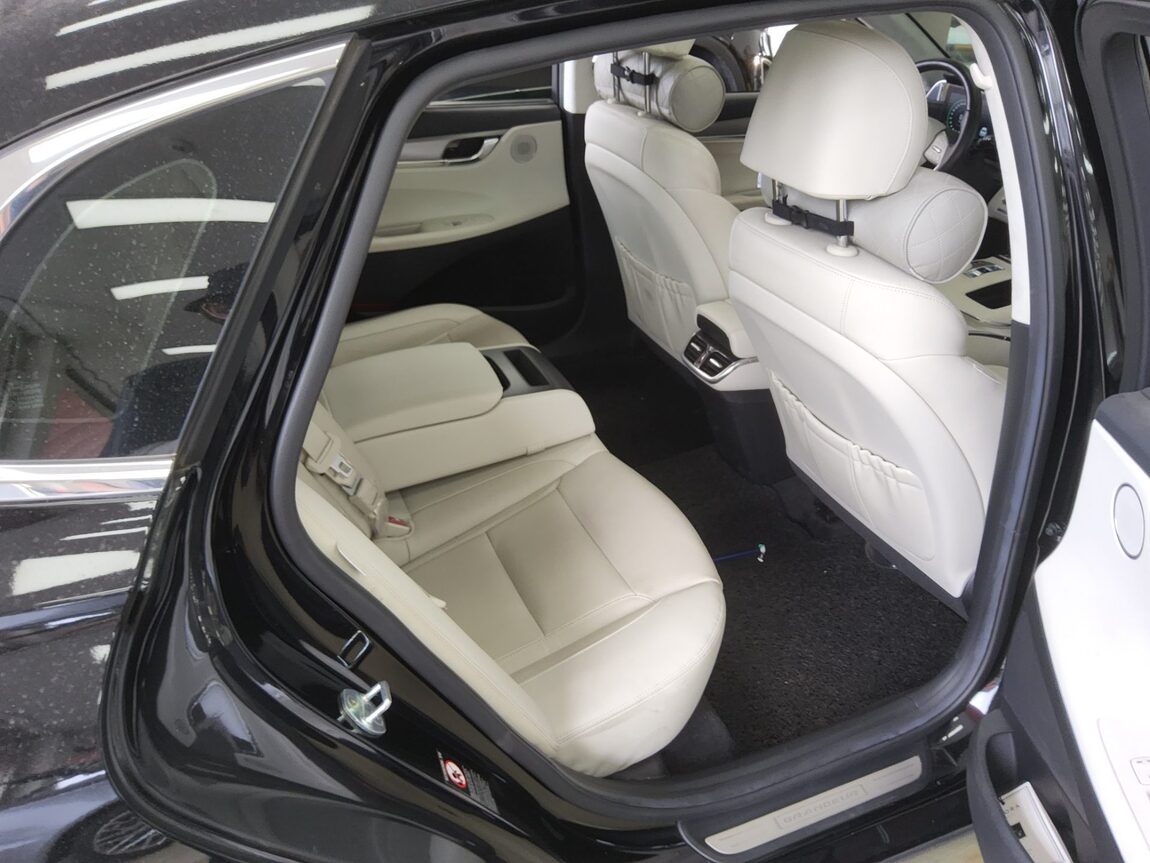 HYUNDAI THE NEW GRANDEUR IG GASOLINE 2.5 LE BLANC 2023 - zdjęcie 13