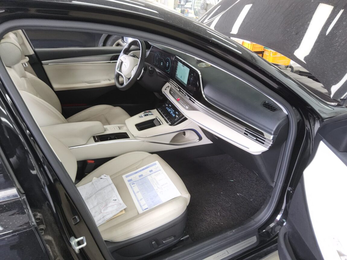 HYUNDAI THE NEW GRANDEUR IG GASOLINE 2.5 LE BLANC 2023 - zdjęcie 14
