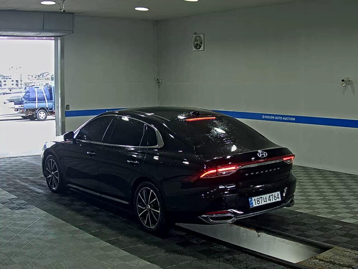 HYUNDAI THE NEW GRANDEUR IG GASOLINE 2.5 LE BLANC 2023 - zdjęcie 6