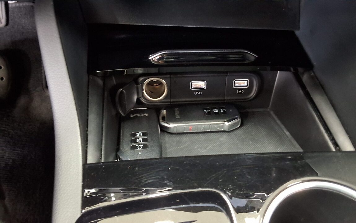 KIA NEW K5 (DL3) 2.0 GASOLINE SIGNATURE 2023 - zdjęcie 20