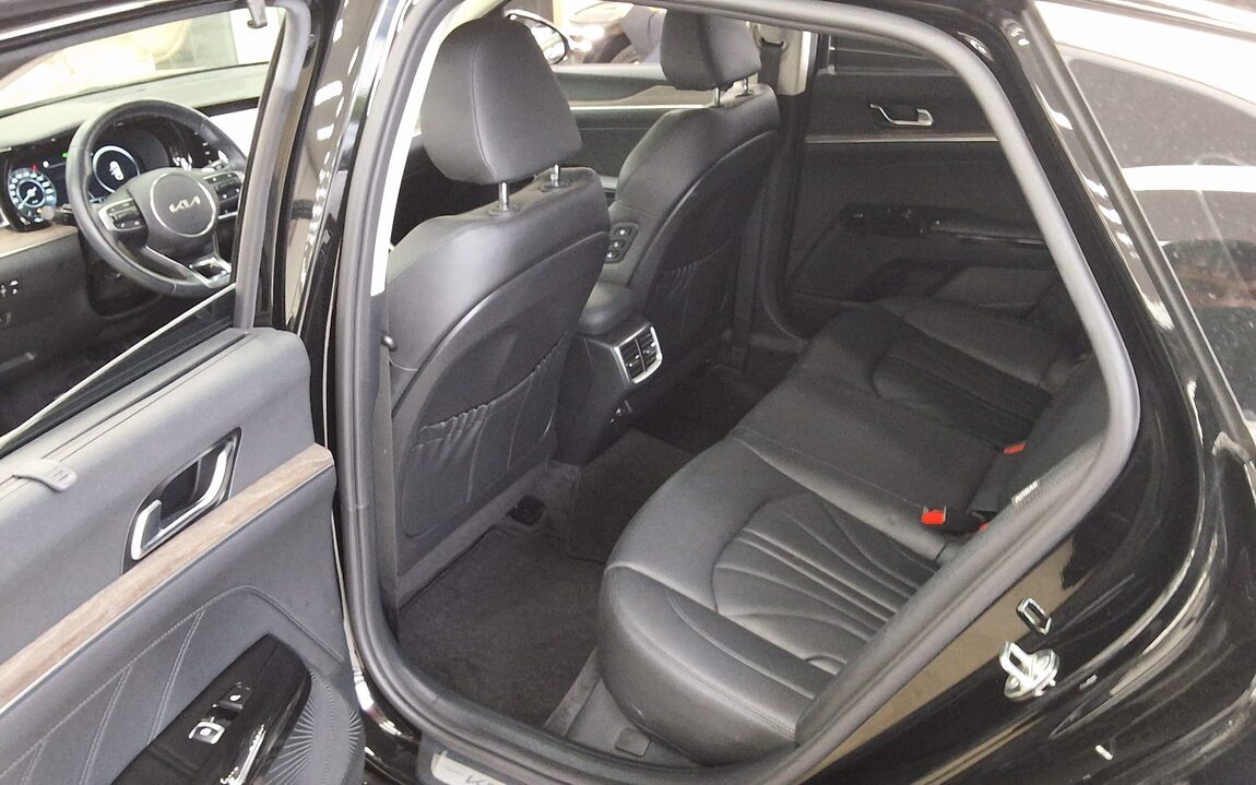 KIA NEW K5 (DL3) 2.0 GASOLINE SIGNATURE 2023 - zdjęcie 12