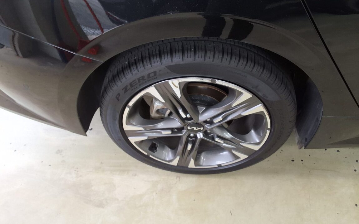 KIA NEW K5 (DL3) 2.0 GASOLINE SIGNATURE 2023 - zdjęcie 26