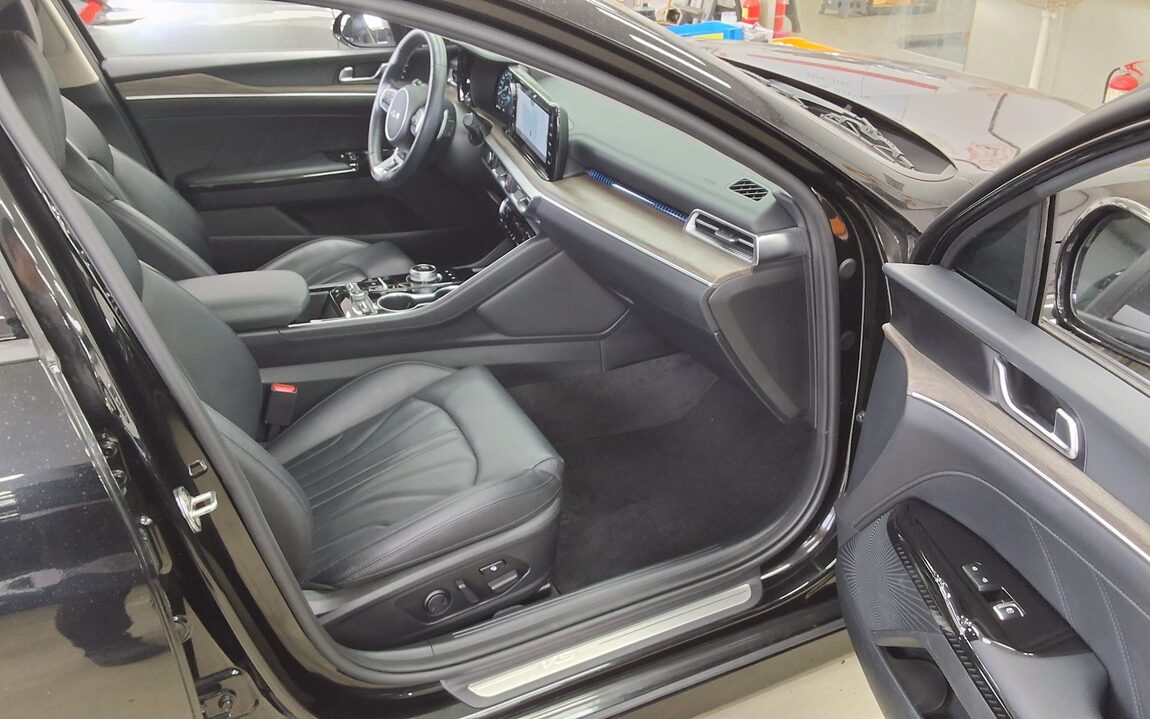 KIA NEW K5 (DL3) 2.0 GASOLINE SIGNATURE 2023 - zdjęcie 14