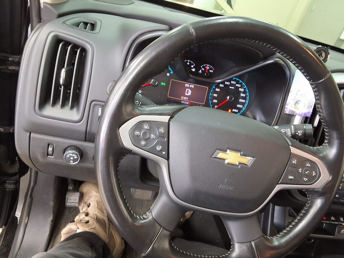 CHEVROLET (DAEWOO) COLORADO 3.6 4WD EXTREME 2020 - zdjęcie 23