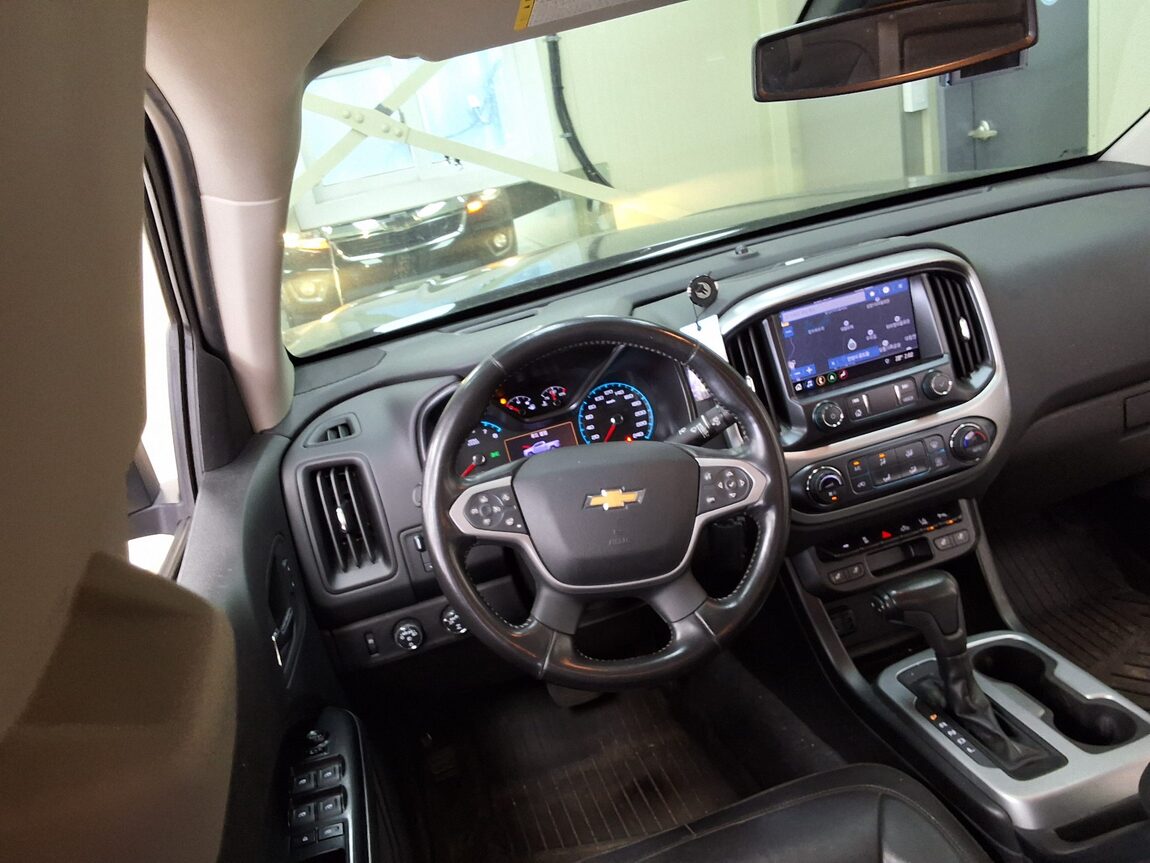 CHEVROLET (DAEWOO) COLORADO 3.6 4WD EXTREME 2020 - zdjęcie 12