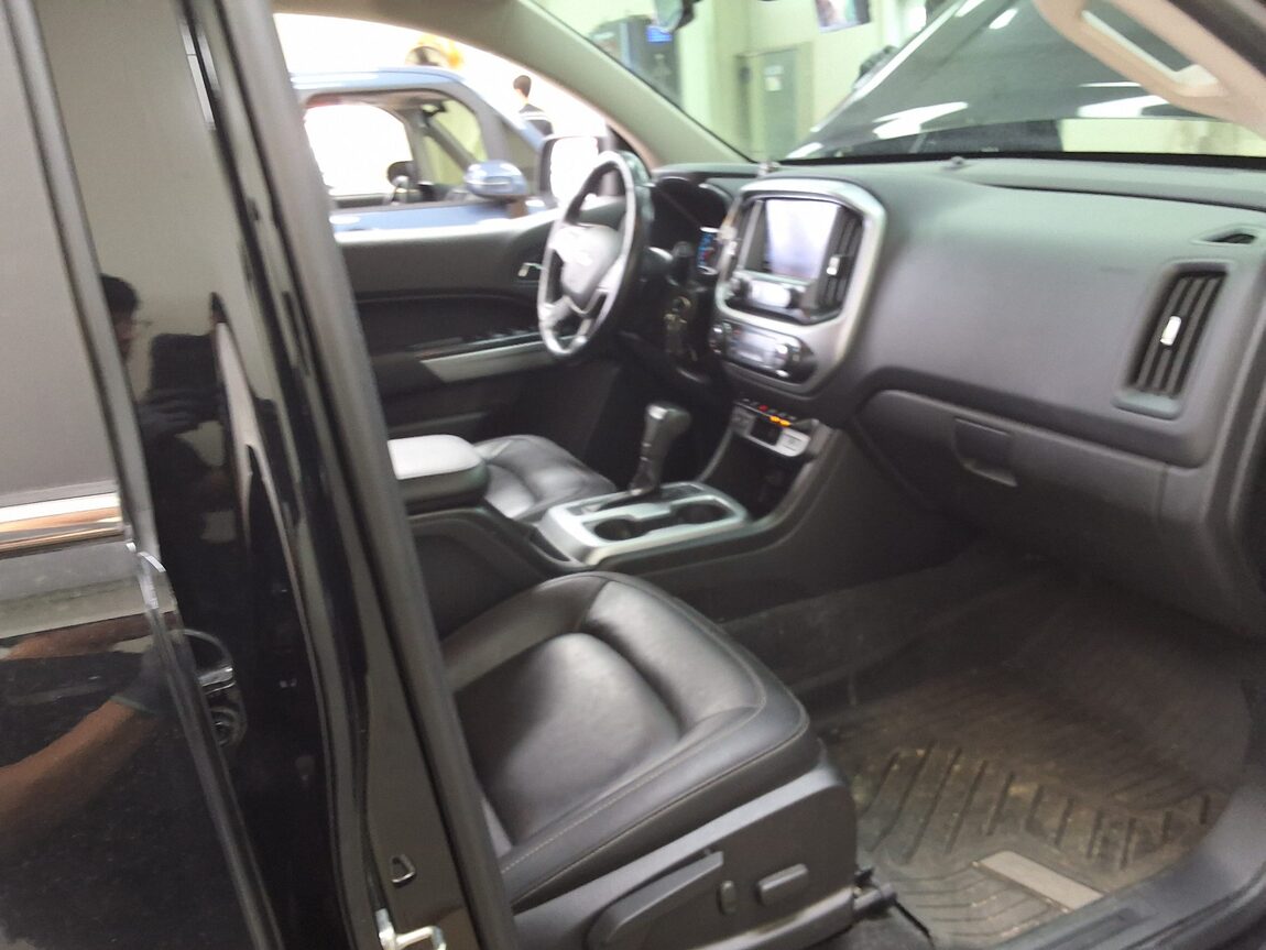CHEVROLET (DAEWOO) COLORADO 3.6 4WD EXTREME 2020 - zdjęcie 15