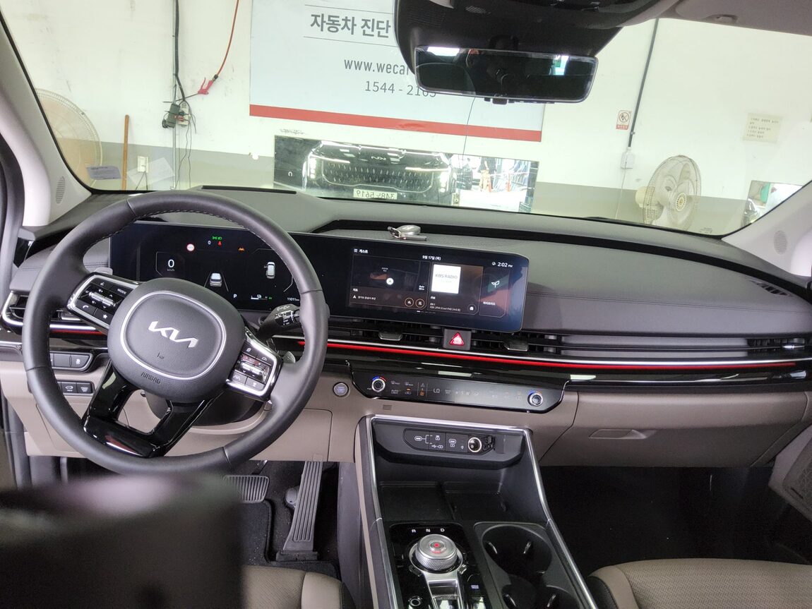 KIA THE NEW CARNIVAL HYBRID (KA4) 1.6 HEV 9-SEATER SIGNATURE 2024 - zdjęcie 11