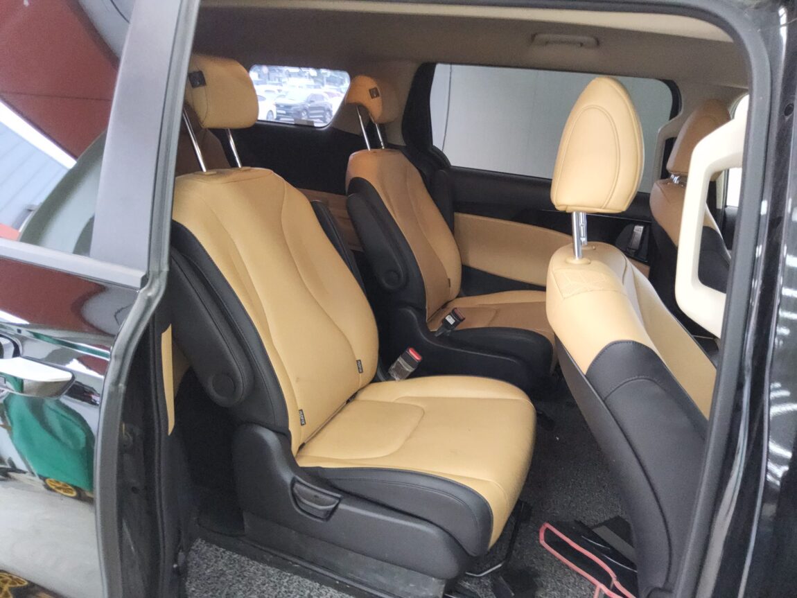 KIA NEW CARNIVAL (KA4) 9-SEATER DIESEL PRESTIGE 2022 - zdjęcie 13