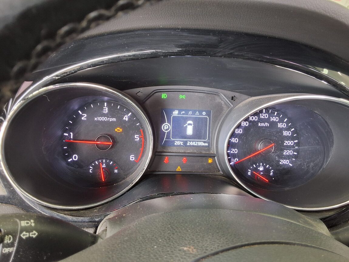 KIA ALL NEW CARNIVAL 9-SEATER DIESEL PRESTIGE 2016 - zdjęcie 9