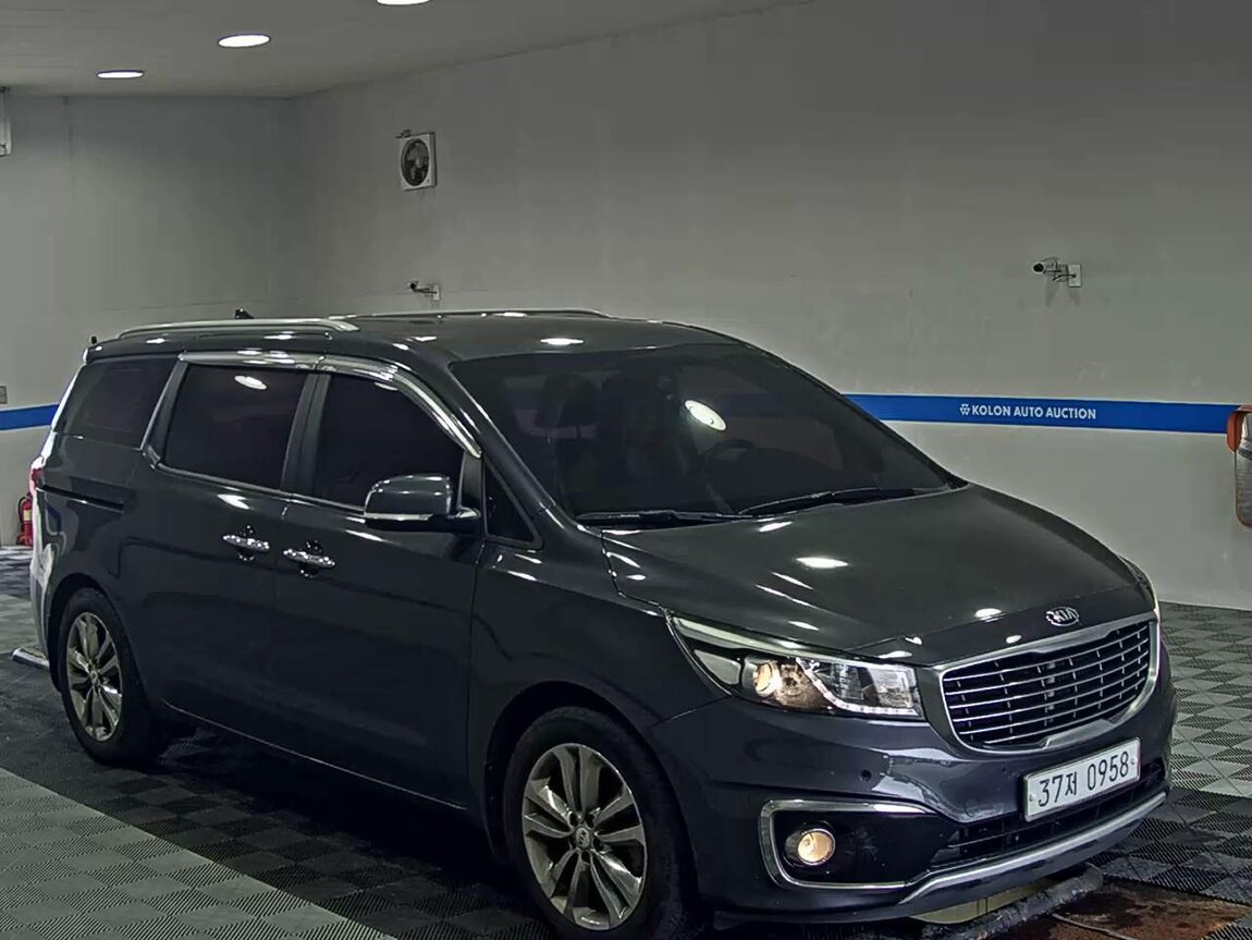 KIA ALL NEW CARNIVAL 9-SEATER DIESEL PRESTIGE 2016 - zdjęcie 3