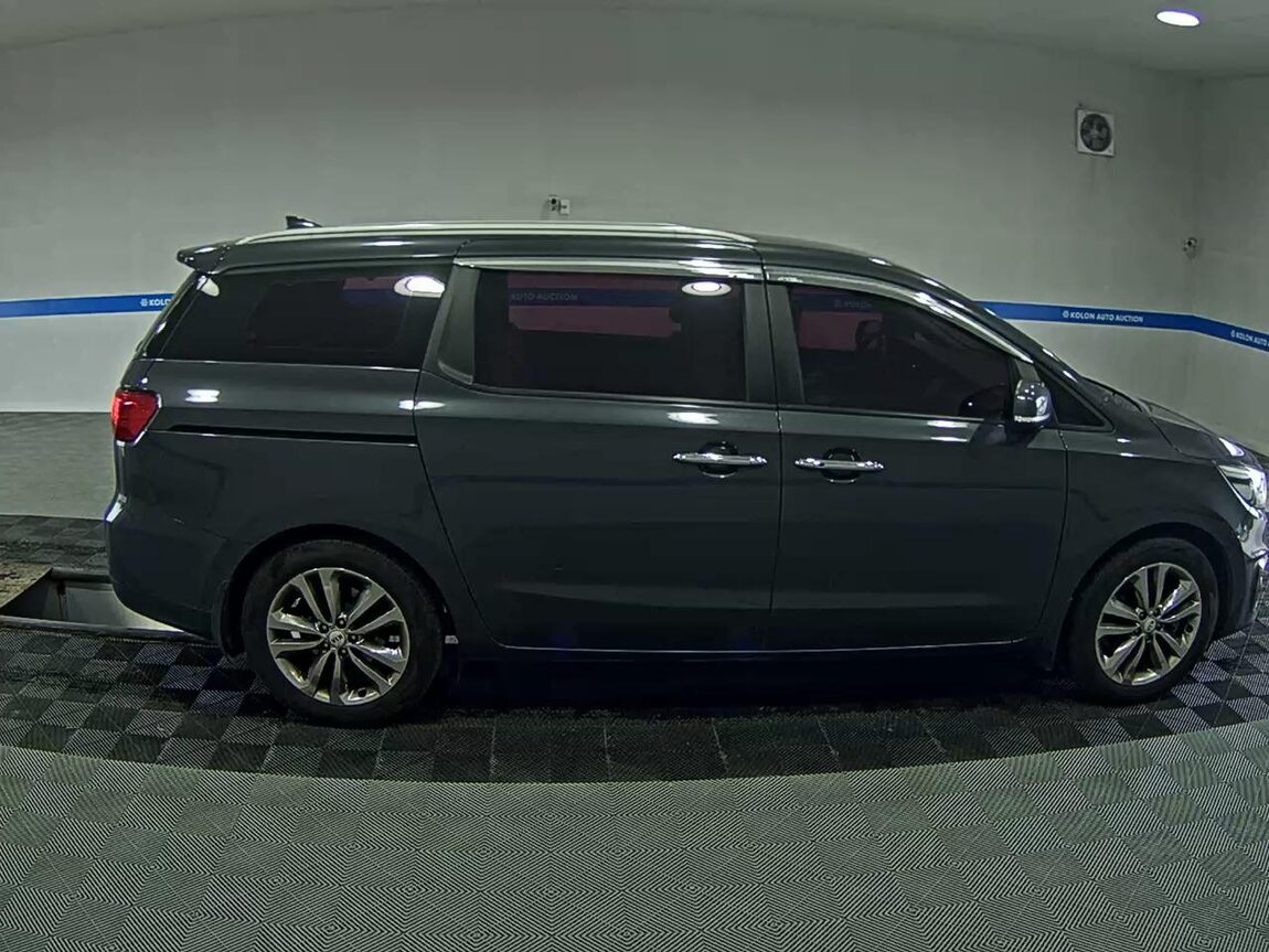 KIA ALL NEW CARNIVAL 9-SEATER DIESEL PRESTIGE 2016 - zdjęcie 4