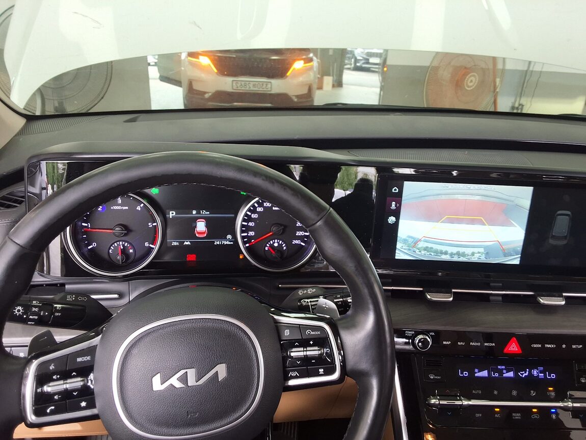 KIA NEW CARNIVAL (KA4) 9-SEATER DIESEL NOBLESSE 2023 - zdjęcie 18