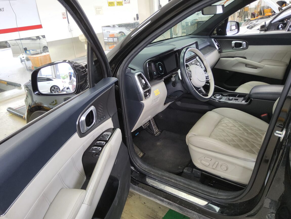 KIA NEW SORENTO HYBRID (MQ4) 1.6 HEV 2WD SIGNATURE 2023 - zdjęcie 10