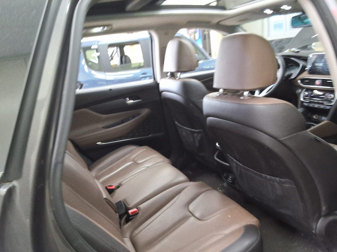 HYUNDAI SANTA FE (TM) R2.2 4WD PRESTIGE 2019 - zdjęcie 14