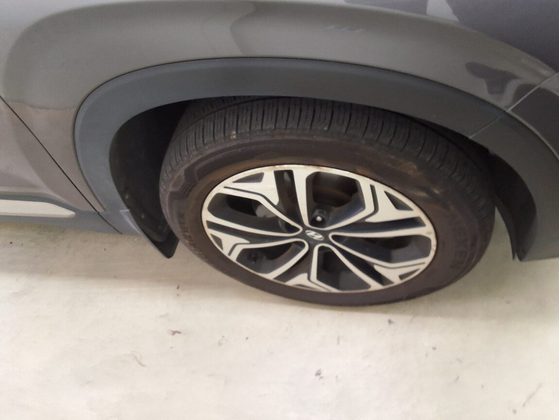 HYUNDAI SANTA FE (TM) R2.2 4WD PRESTIGE 2019 - zdjęcie 21