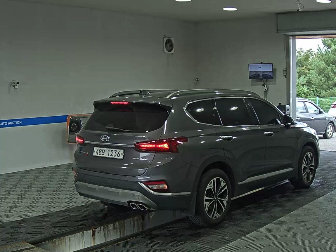 HYUNDAI SANTA FE (TM) R2.2 4WD PRESTIGE 2019 - zdjęcie 5