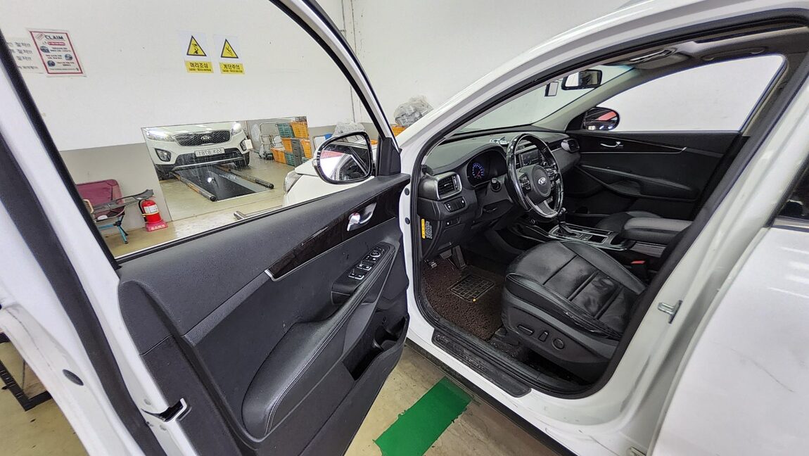 KIA ALL NEW SORENTO R2.0 2WD PRESTIGE 2017 - zdjęcie 10