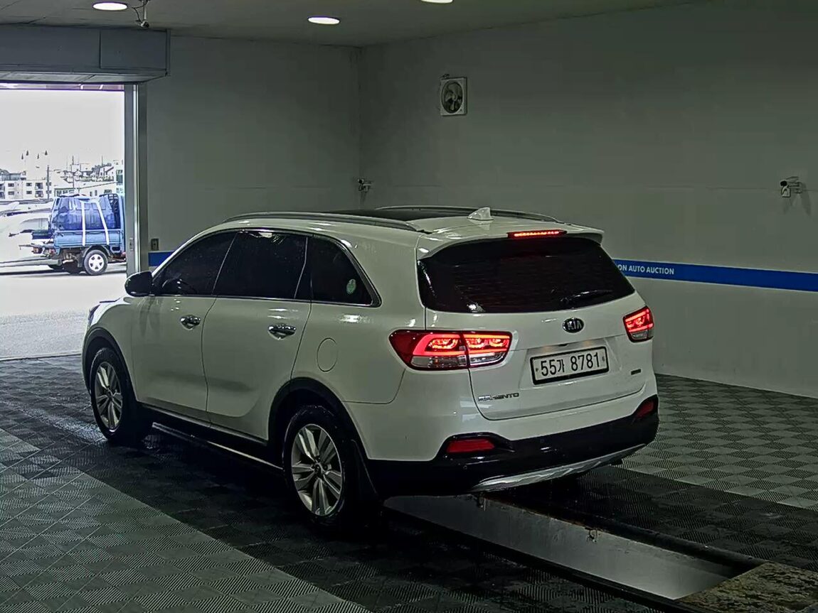 KIA ALL NEW SORENTO R2.0 2WD PRESTIGE 2017 - zdjęcie 6