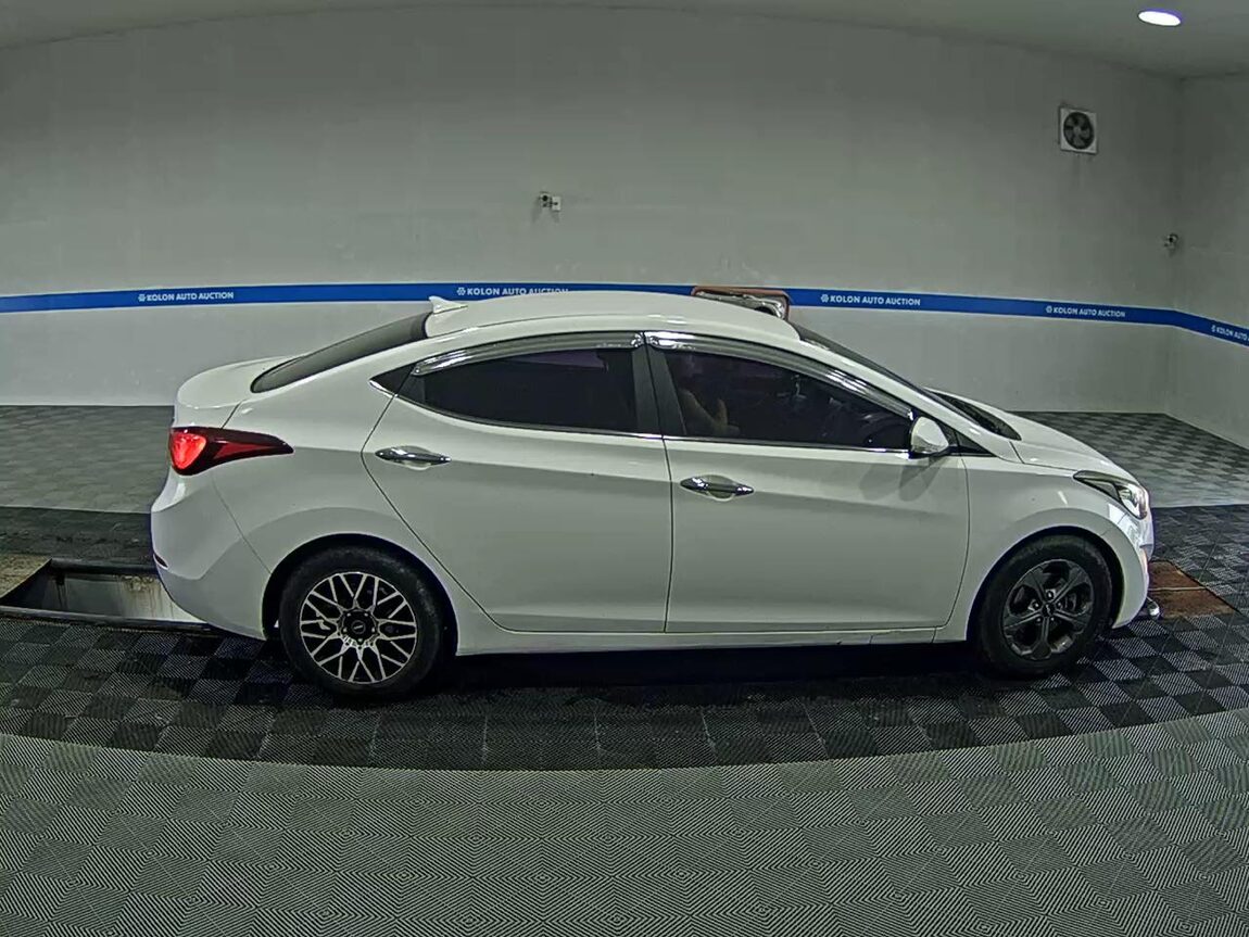 HYUNDAI THE NEW AVANTE MD 1.6 GDi MODERN 2015 - zdjęcie 4