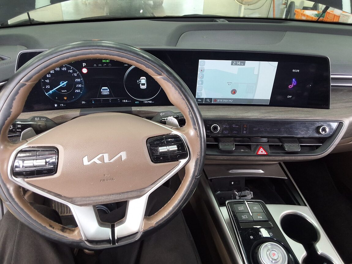 KIA K8 HYBRID HEV NOBLESSE 2023 - zdjęcie 18