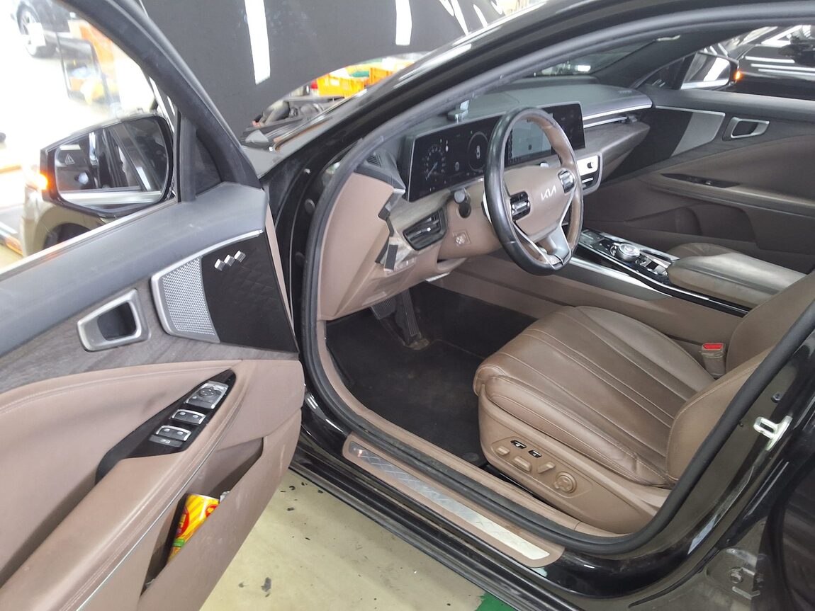 KIA K8 HYBRID HEV NOBLESSE 2023 - zdjęcie 11