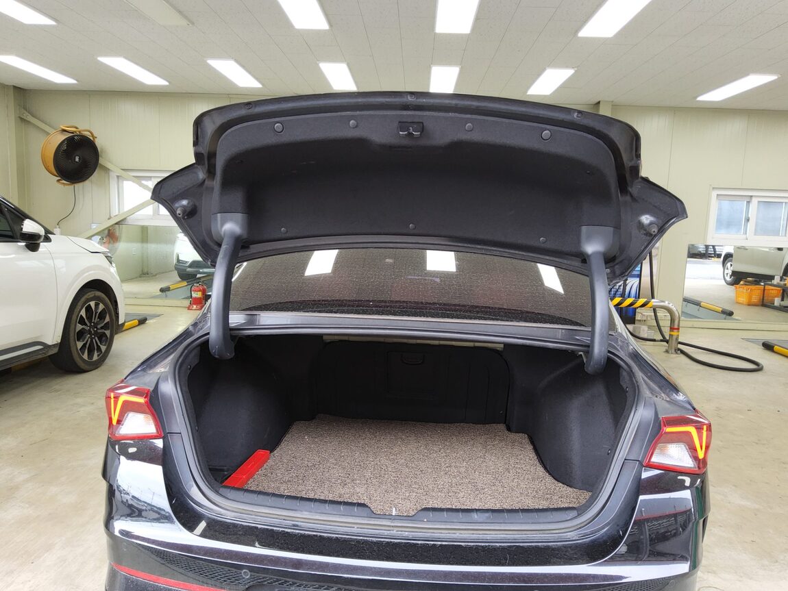 KIA NEW K5 (DL3) 1.6 GASOLINE TURBO NOBLESSE 2022 - zdjęcie 15