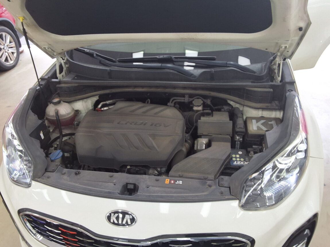 KIA SPORTAGE THE BOLD R2.0 DIESEL 2WD PRESTIGE 2021 - zdjęcie 20