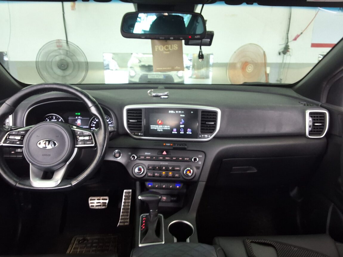KIA SPORTAGE THE BOLD R2.0 DIESEL 2WD PRESTIGE 2021 - zdjęcie 12