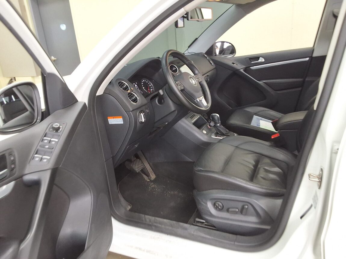 VOLKSWAGEN TIGUAN (2ND GEN) 2.0 TDI 2016 - zdjęcie 11