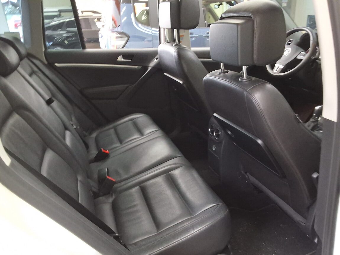 VOLKSWAGEN TIGUAN (2ND GEN) 2.0 TDI 2016 - zdjęcie 14