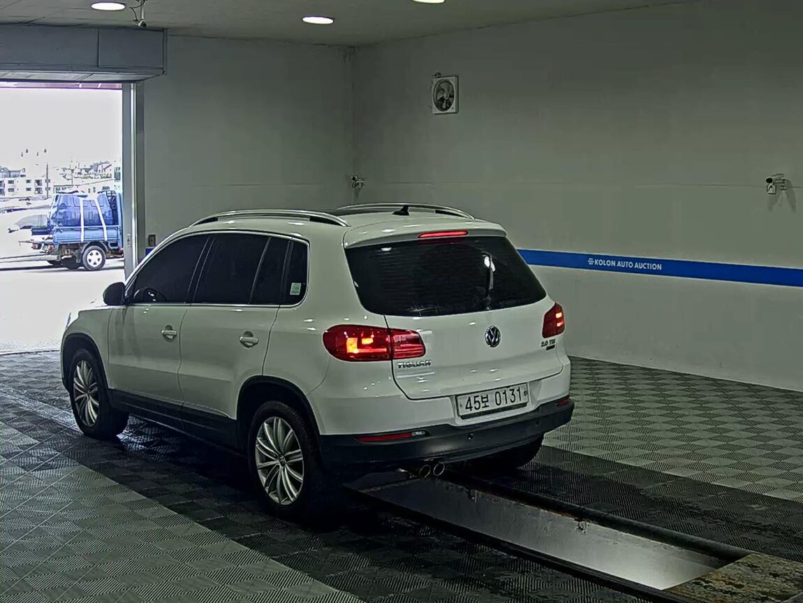 VOLKSWAGEN TIGUAN (2ND GEN) 2.0 TDI 2016 - zdjęcie 6