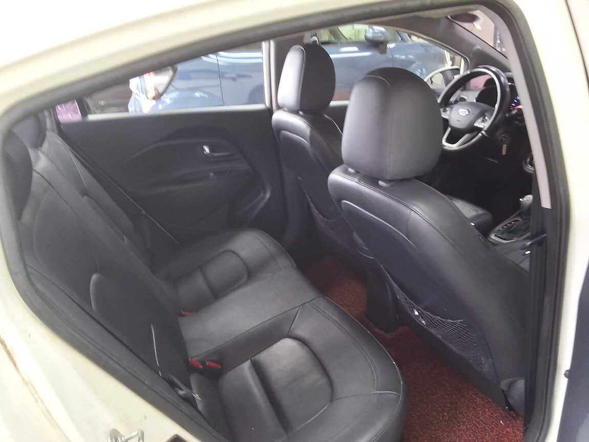 KIA ALL NEW PRIDE 4-DOOR 1.4 MPI DELUXE 2012 - zdjęcie 14