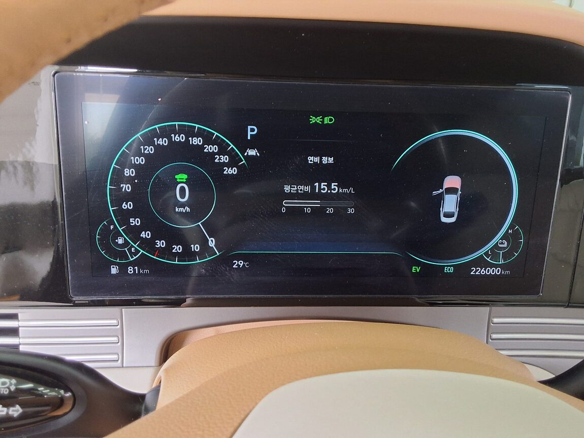 HYUNDAI THE NEW GRANDEUR IG HYBRID 2.4 HEV CALLIGRAPHY 2020 - zdjęcie 9