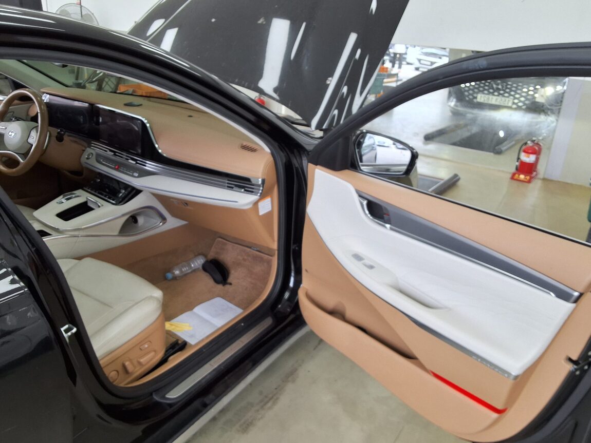 HYUNDAI THE NEW GRANDEUR IG HYBRID 2.4 HEV CALLIGRAPHY 2020 - zdjęcie 14