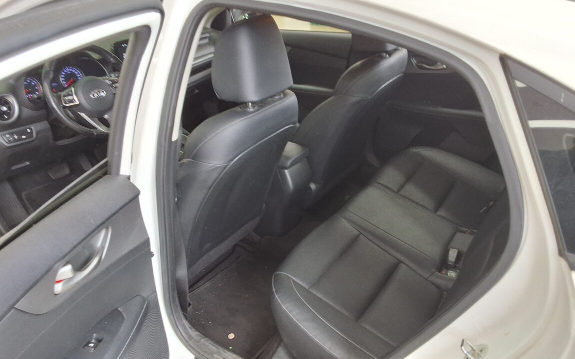 KIA ALL NEW K3 1.6 GASOLINE LUXURY 2020 - zdjęcie 12