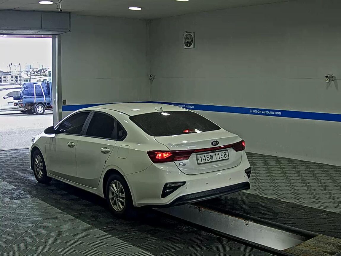 KIA ALL NEW K3 1.6 GASOLINE LUXURY 2020 - zdjęcie 6