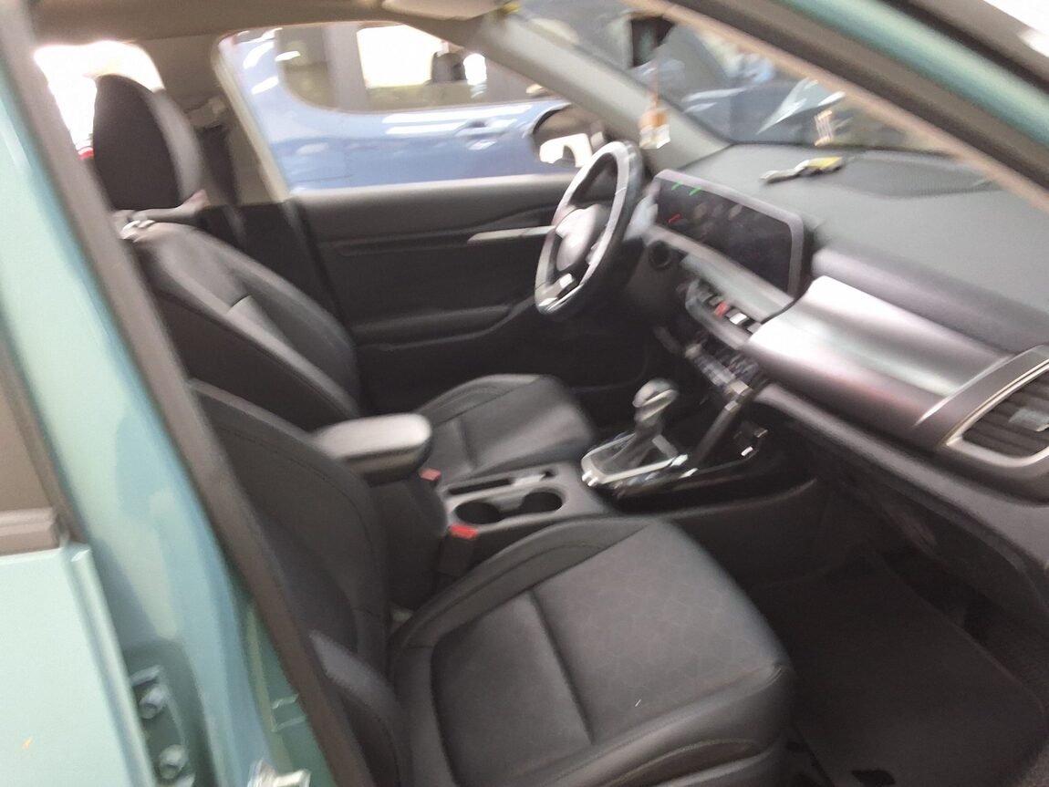 KIA THE NEW SELTOS 2.0 GASOLINE 2WD PRESTIGE 2023 - zdjęcie 15