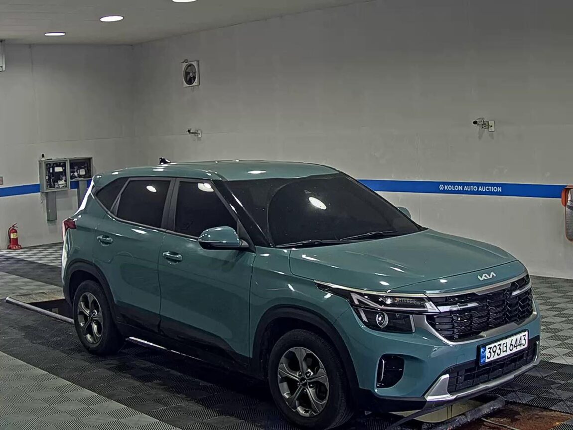 KIA THE NEW SELTOS 2.0 GASOLINE 2WD PRESTIGE 2023 - zdjęcie 3