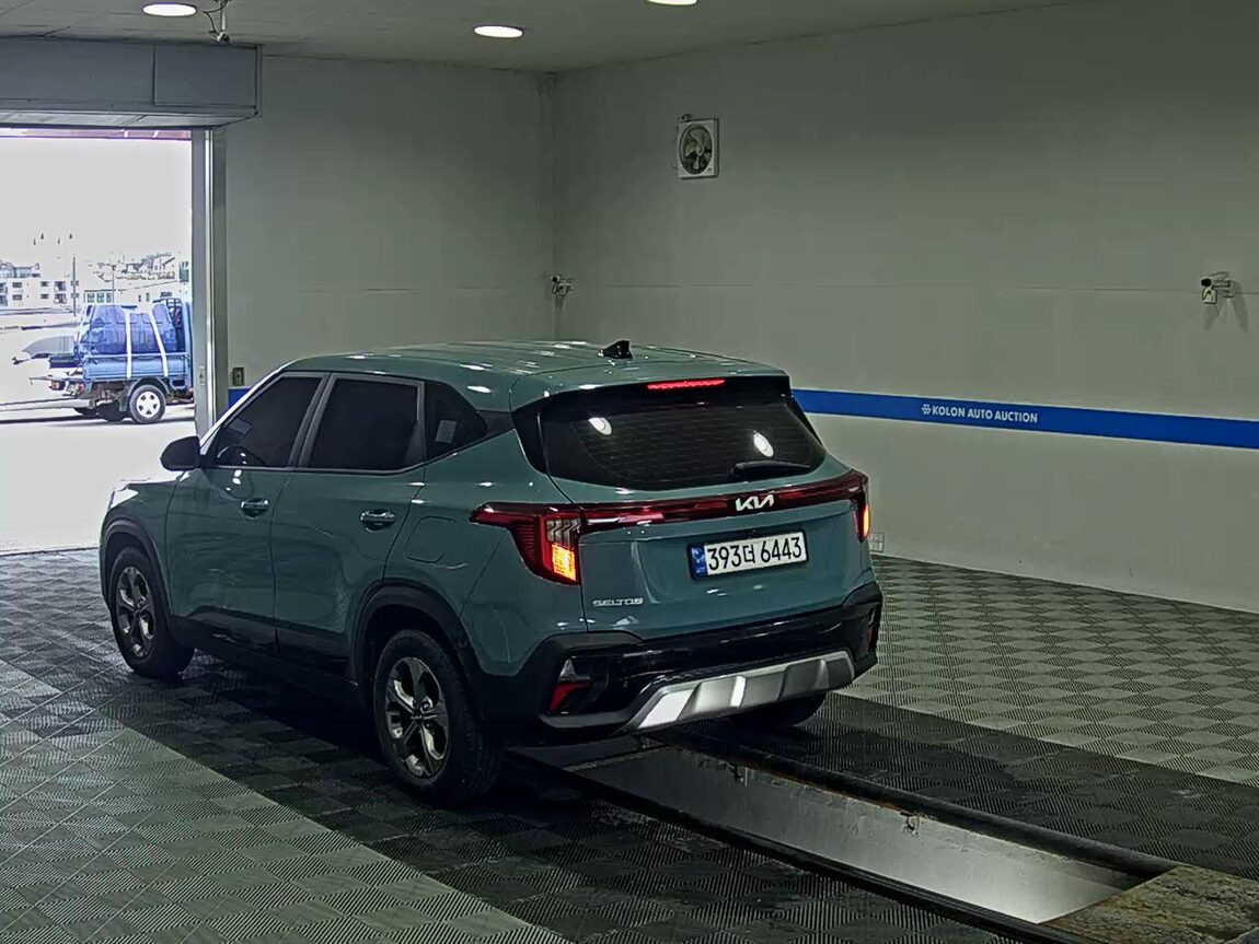 KIA THE NEW SELTOS 2.0 GASOLINE 2WD PRESTIGE 2023 - zdjęcie 6