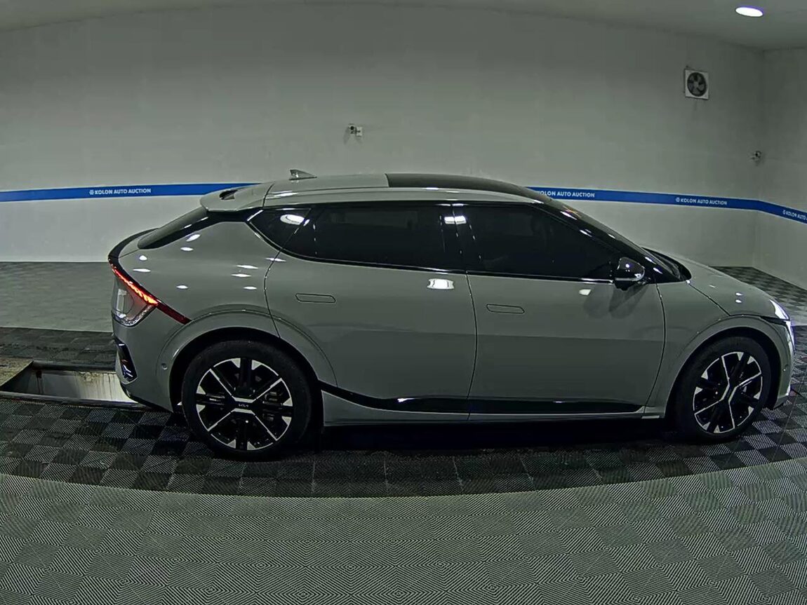 KIA THE NEW EV6 LONG RANGE 4WD GT LINE 2025 - zdjęcie 4