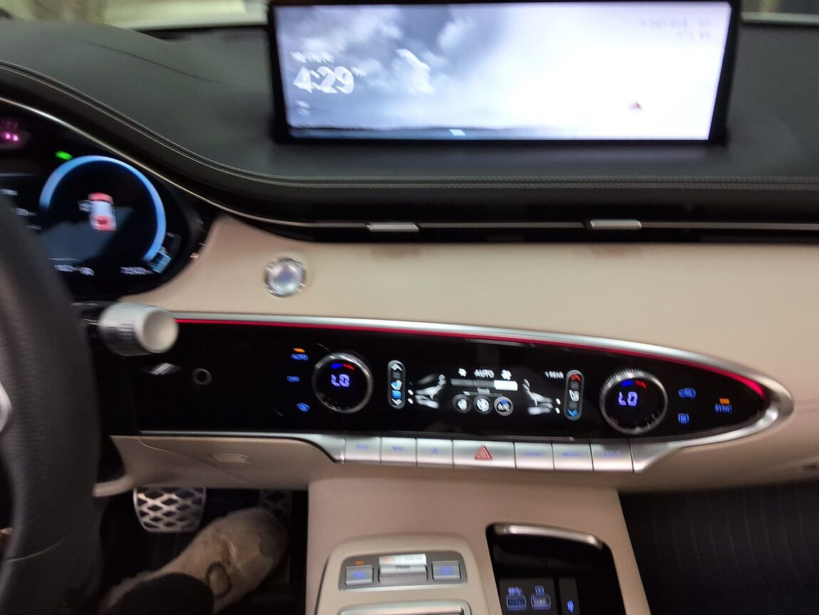 GENESIS GV70 3.5T AWD SPORTS 2024 - zdjęcie 24