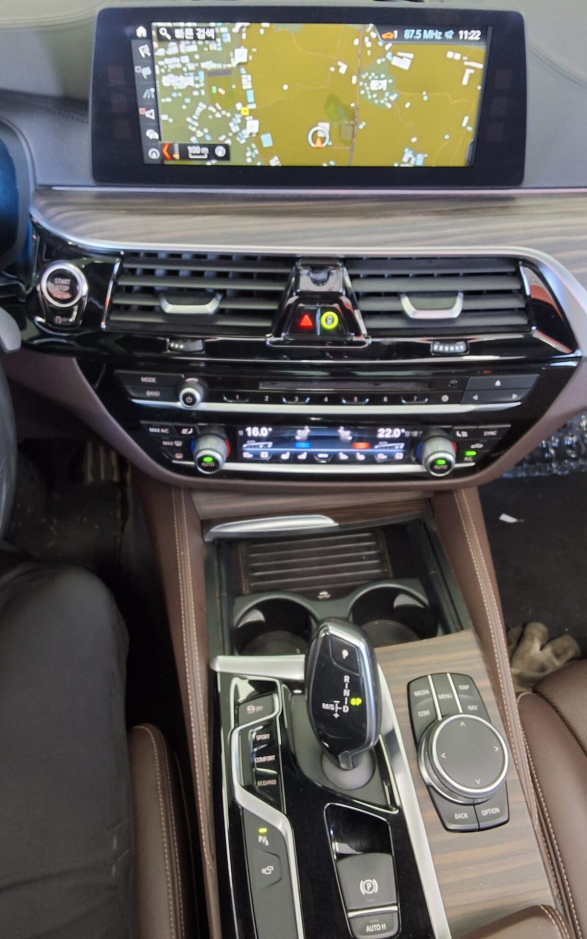 BMW 5 SERIES (7TH GEN) 530i xDRIVE M SPORT PACK PLUS 2017 - zdjęcie 18