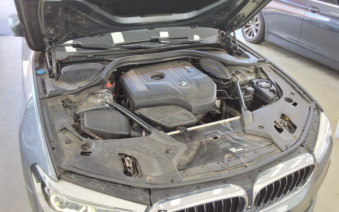 BMW 5 SERIES (7TH GEN) 530i xDRIVE M SPORT PACK PLUS 2017 - zdjęcie 23