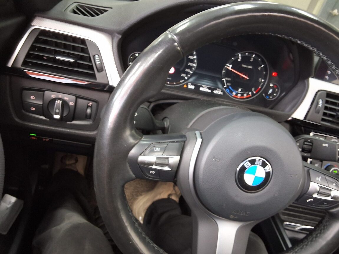 BMW GRAN TURISMO (GT) 3 SERIES GT 320d M SPORT PREMIUM PACK 2020 - zdjęcie 23